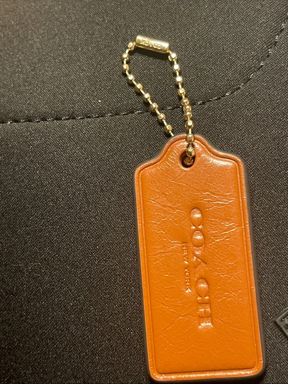 Coach Leather Tag Key Fob in Tan Orange with Gold Chain. (2.5 in)